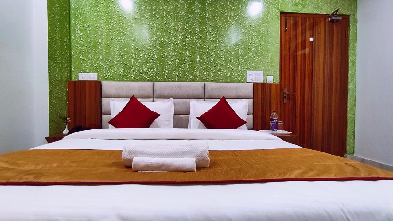 Spring Sky Haridwar By Shrigo Hotels Dış mekan fotoğraf